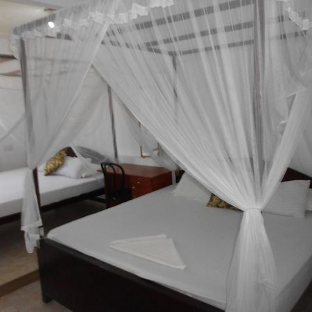Wijenayake'S - Beach Haven Guest House - Galle Fort Kültér fotó