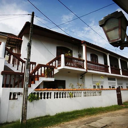 Wijenayake'S - Beach Haven Guest House - Galle Fort Kültér fotó