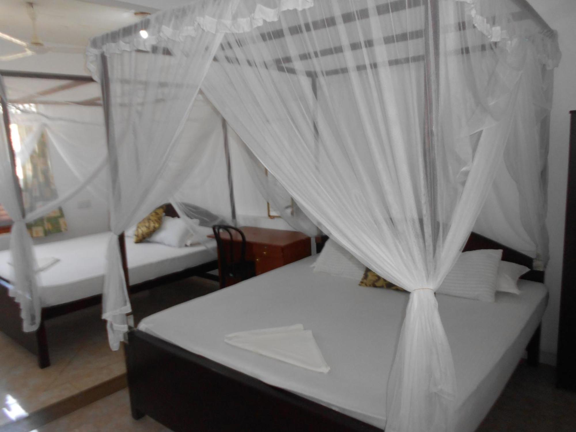 Wijenayake'S - Beach Haven Guest House - Galle Fort Kültér fotó