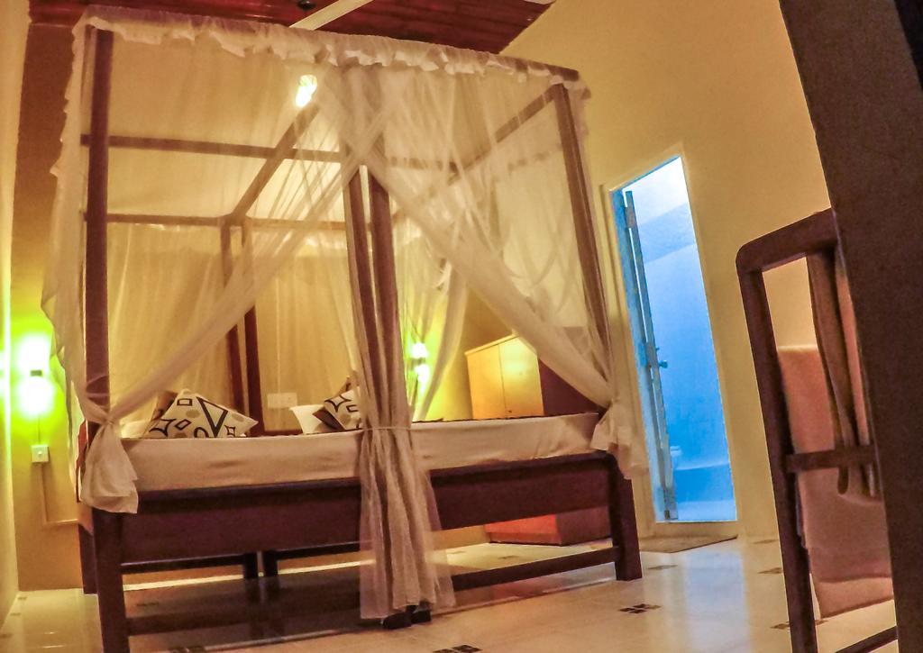 Wijenayake'S - Beach Haven Guest House - Galle Fort Kültér fotó